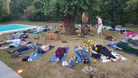 Massaggio sonoro con Bagno di Gong e Campane all’aperto